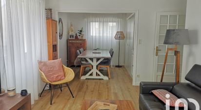 Appartement 2 pièces de 51 m² à Concarneau (29900)