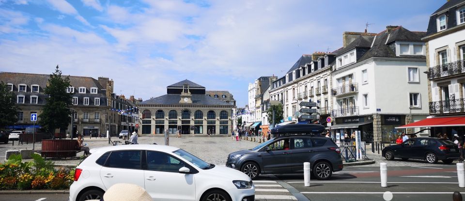 Appartement 2 pièces de 51 m² à Concarneau (29900)