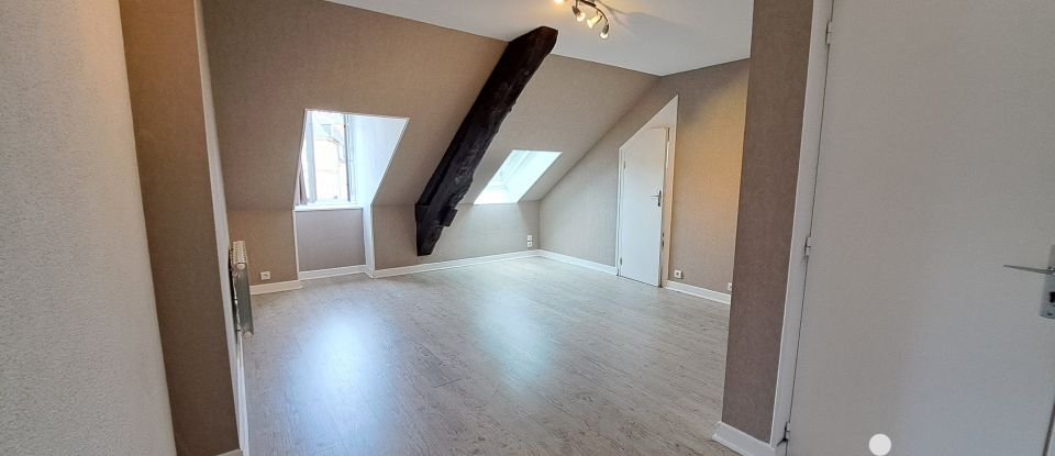 Appartement 2 pièces de 57 m² à Moulins (03000)