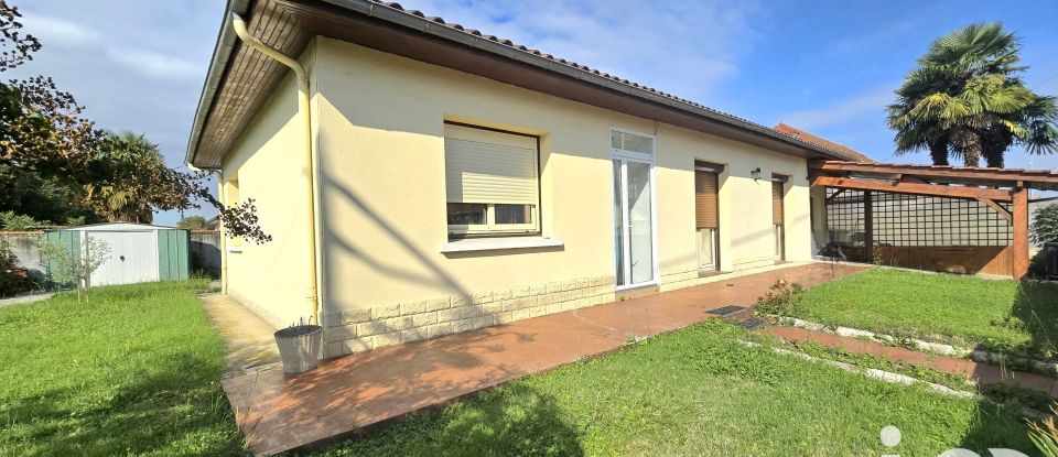 Maison 4 pièces de 85 m² à Bazet (65460)