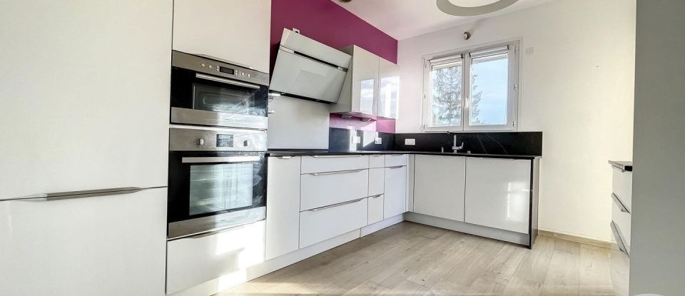 Appartement 4 pièces de 103 m² à Mauguio (34130)