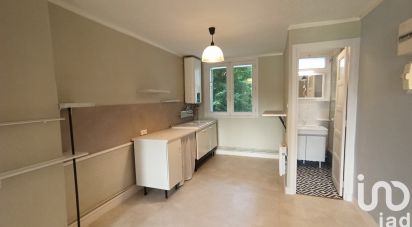 Appartement 3 pièces de 55 m² à Saint-Étienne (42000)