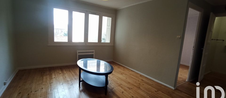 Apartment 3 rooms of 55 m² in Saint-Étienne (42000)