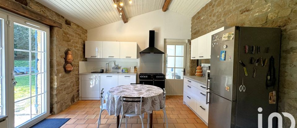 Maison de campagne 4 pièces de 108 m² à Marsais-Sainte-Radégonde (85570)