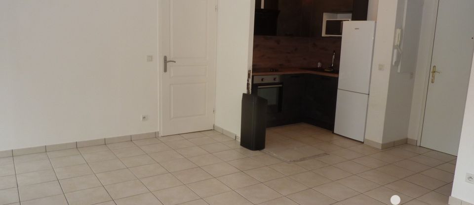 Apartment 2 rooms of 44 m² in Verneuil-en-Halatte (60550)