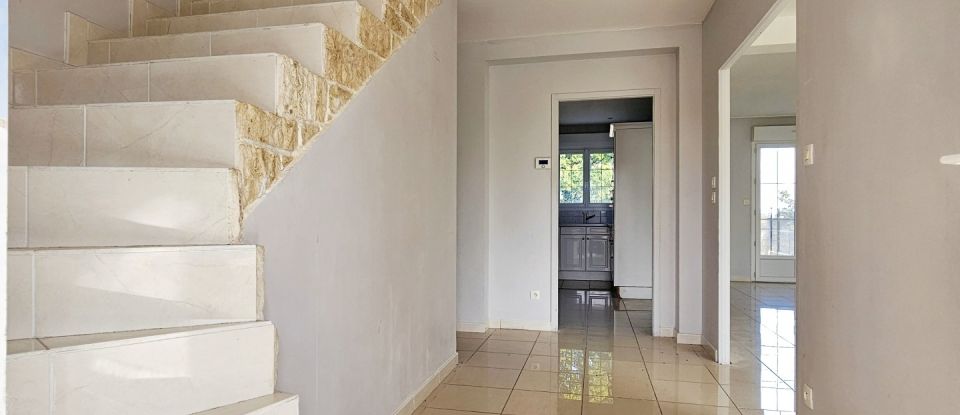 Maison traditionnelle 7 pièces de 154 m² à Sully-sur-Loire (45600)