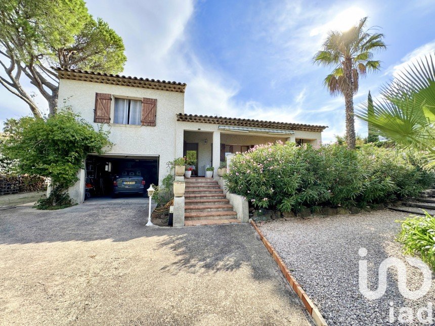 House 4 rooms of 133 m² in Fréjus (83600)