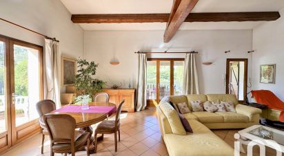 House 4 rooms of 133 m² in Fréjus (83600)