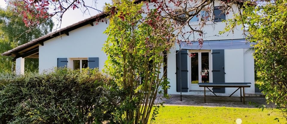 Maison 5 pièces de 131 m² à Saint-Junien (87200)