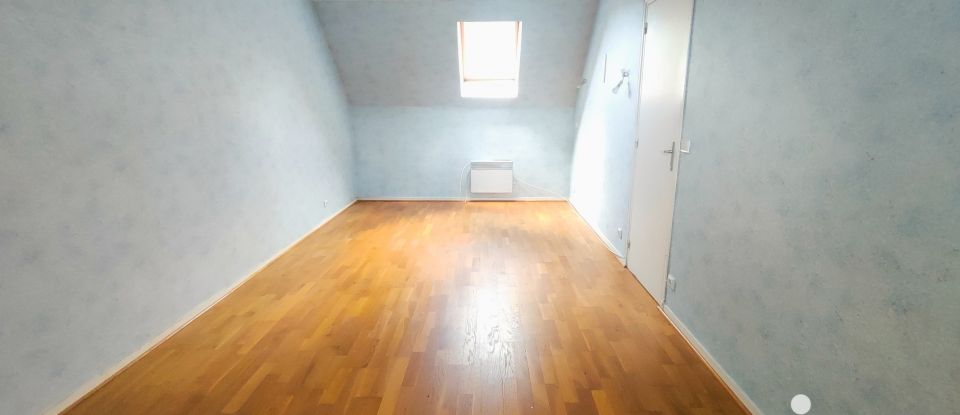 Maison traditionnelle 4 pièces de 117 m² à Thieux (77230)