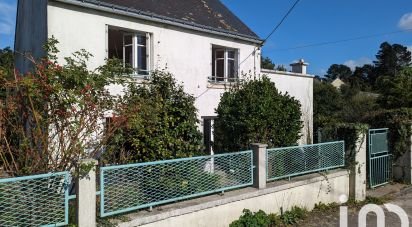 Village house 5 rooms of 104 m² in Saint-Tugdual (56540)