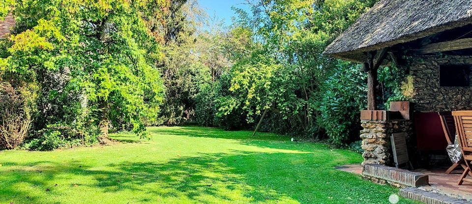 Maison de campagne 12 pièces de 260 m² à Poigny-la-Forêt (78125)