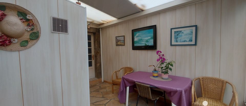 Maison de ville 5 pièces de 111 m² à Douarnenez (29100)