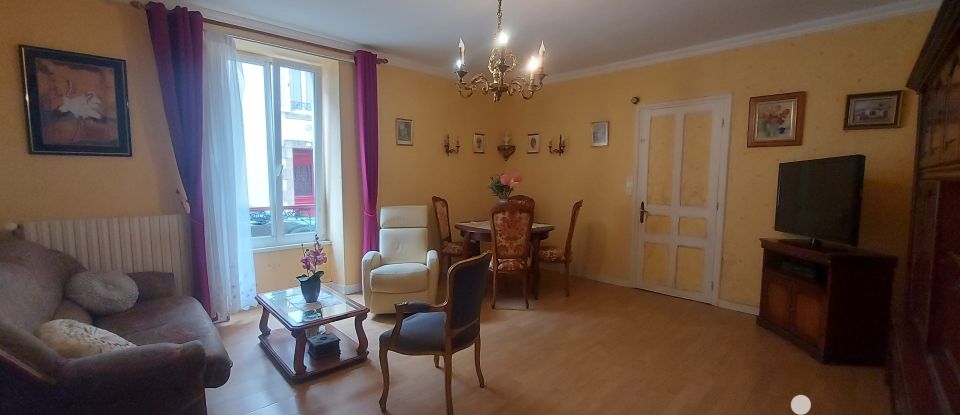 Maison de ville 5 pièces de 111 m² à Douarnenez (29100)