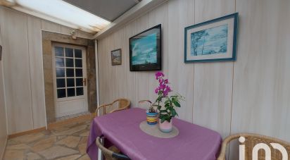 Town house 5 rooms of 111 m² in Douarnenez (29100)