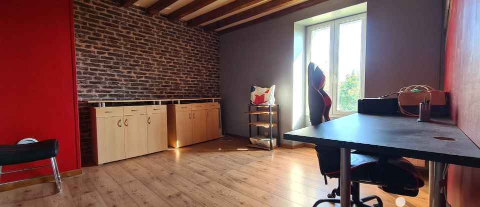 House 7 rooms of 147 m² in Rouvray-Saint-Denis (28310)