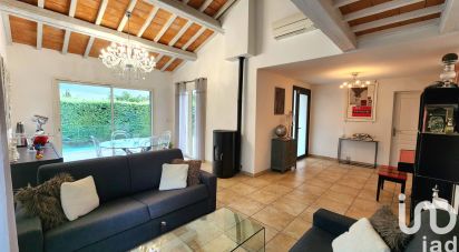 Traditional house 5 rooms of 124 m² in Le Castellet (83330)