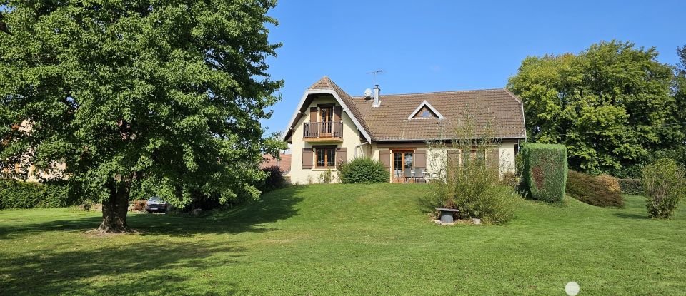 Traditional house 6 rooms of 140 m² in Faverney (70160)