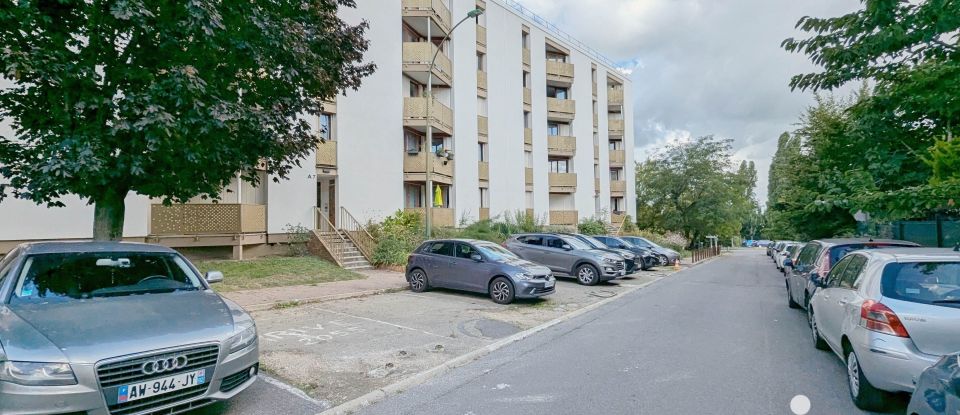 Apartment 6 rooms of 96 m² in Longjumeau (91160)