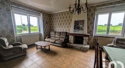 Country house 6 rooms of 115 m² in Saint-Juvat (22630)