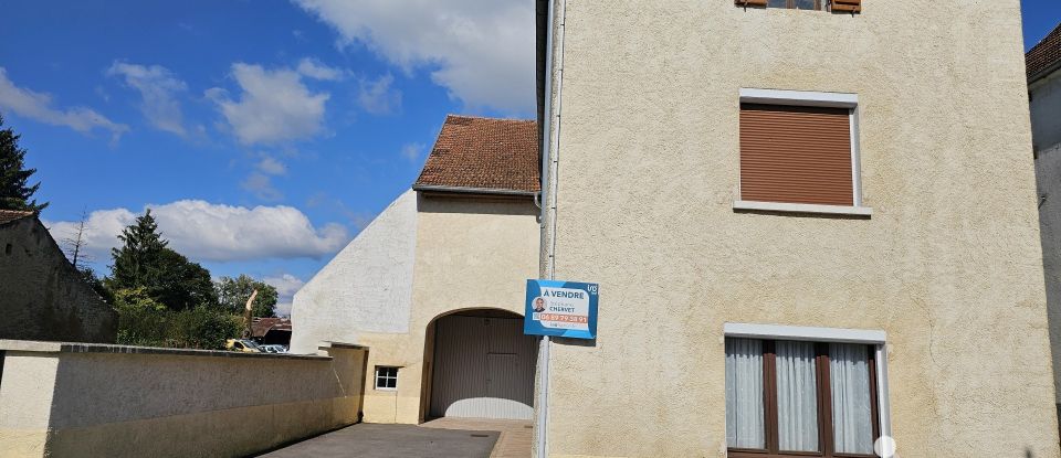 Village house 4 rooms of 90 m² in Menoux (70160)