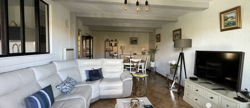 Traditional house 4 rooms of 85 m² in Six-Fours-les-Plages (83140)