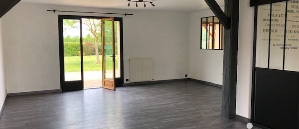 Pavillon 8 pièces de 238 m² à Pas-de-Jeu (79100)