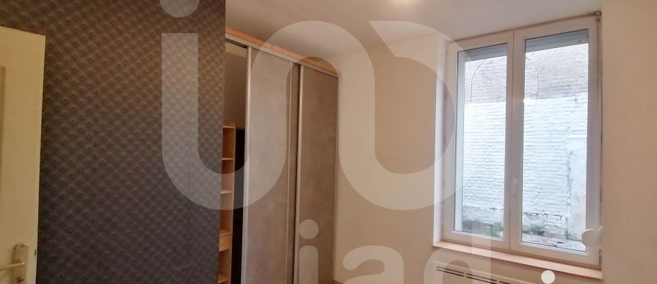 Apartment 3 rooms of 67 m² in Condé-sur-l'Escaut (59163)