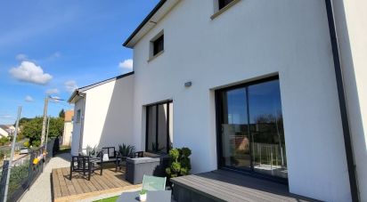 Maison 7 pièces de 167 m² à Luceau (72500)