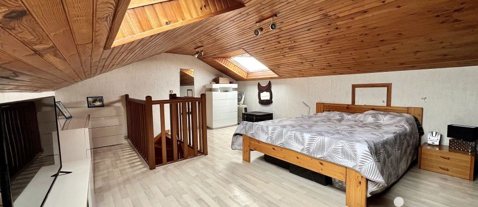 Maison 6 pièces de 115 m² à Montigny-le-Bretonneux (78180)