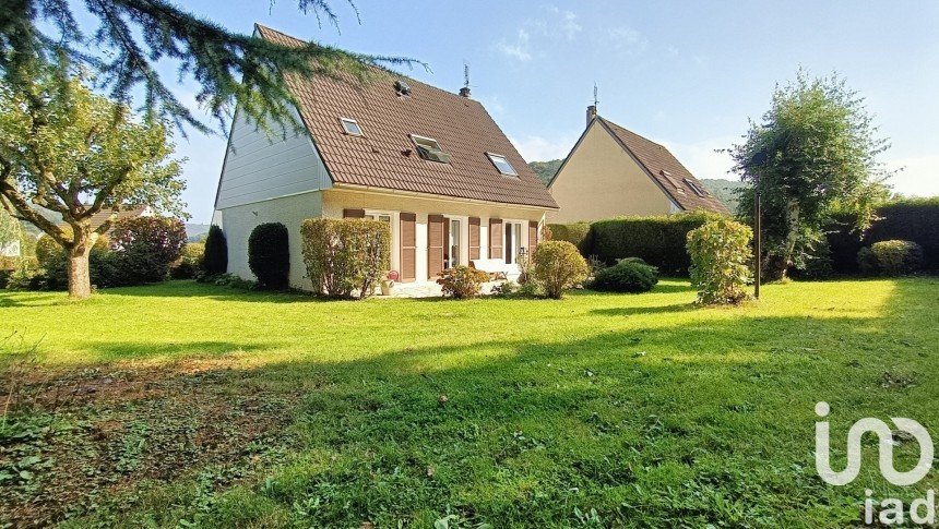 Maison 6 pièces de 114 m² à Notre-Dame-de-Bondeville (76960)