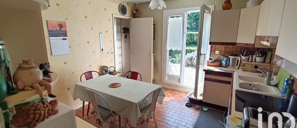 House 6 rooms of 114 m² in Notre-Dame-de-Bondeville (76960)