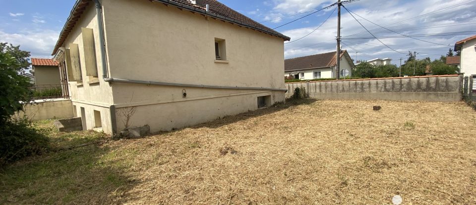 Traditional house 6 rooms of 100 m² in Naintré (86530)