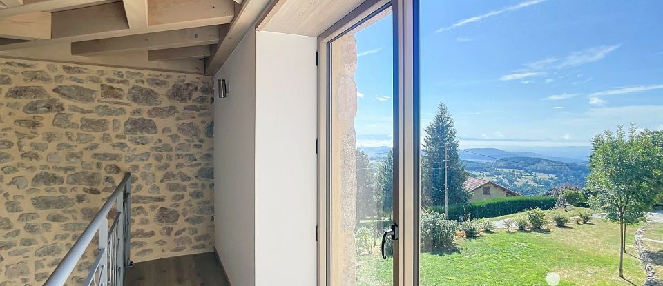 Maison de campagne 8 pièces de 222 m² à Colombier (42220)