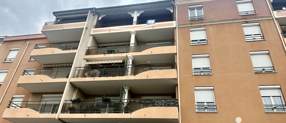 Appartement 2 pièces de 63 m² à Montrond-les-Bains (42210)