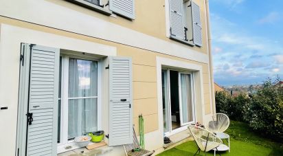 Triplex 5 pièces de 101 m² à Corbeil-Essonnes (91100)