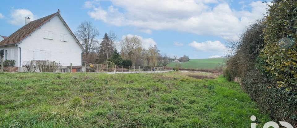 Land of 982 m² in Crécy-la-Chapelle (77580)