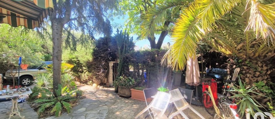 House 7 rooms of 240 m² in Le Cannet (06110)