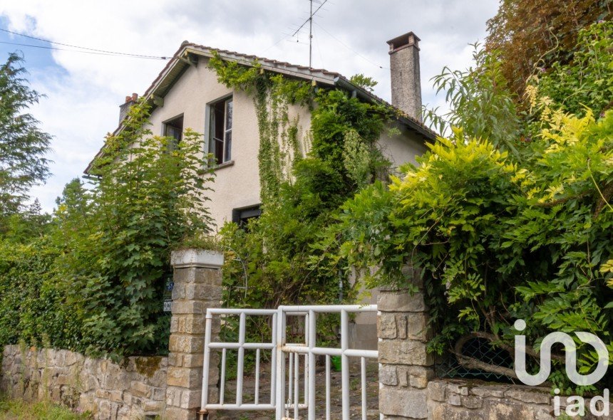 Maison traditionnelle 6 pièces de 120 m² à Montigny-sur-Loing (77690)