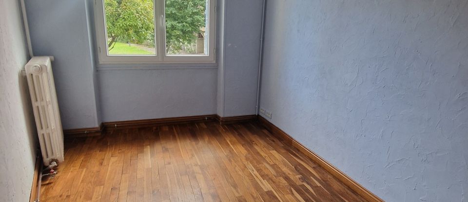 Maison 8 pièces de 157 m² à Milly-la-Forêt (91490)