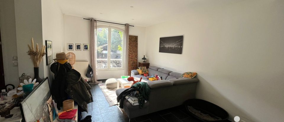 House 6 rooms of 100 m² in Épinay-sur-Seine (93800)