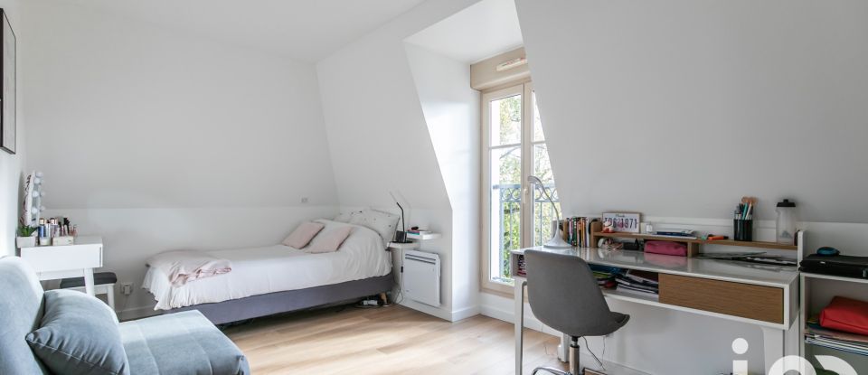 Triplex 5 rooms of 120 m² in Le Raincy (93340)