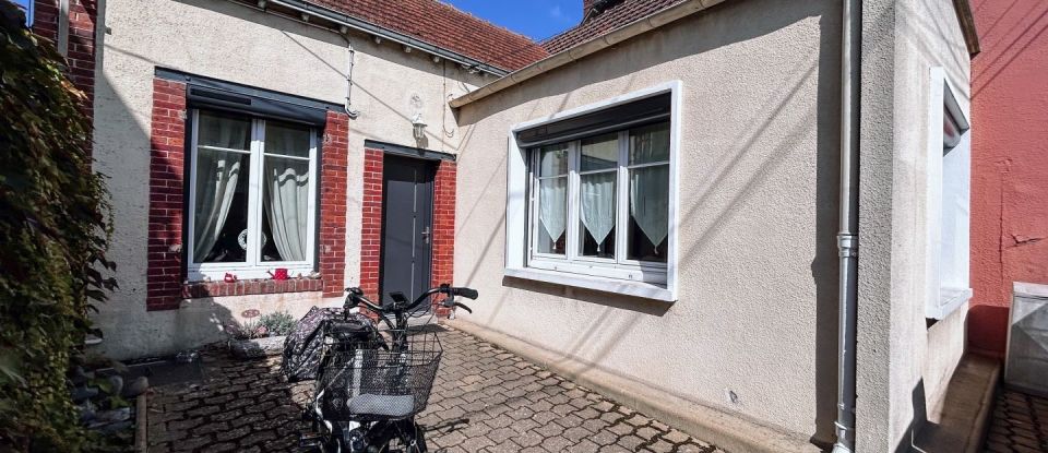 Maison 5 pièces de 75 m² à Chartres (28000)