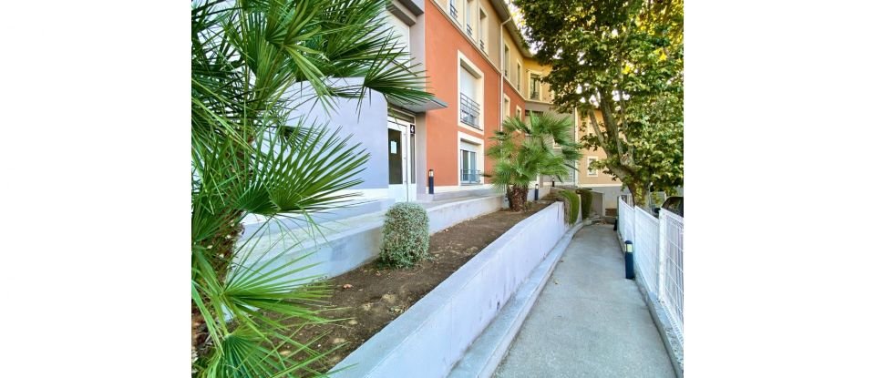 Apartment 3 rooms of 67 m² in Carcassonne (11000)