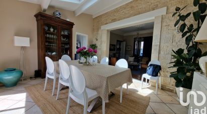 Town house 7 rooms of 178 m² in Niort (79000)