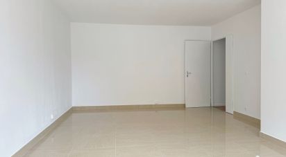 Apartment 4 rooms of 81 m² in Saint-Denis (93210)