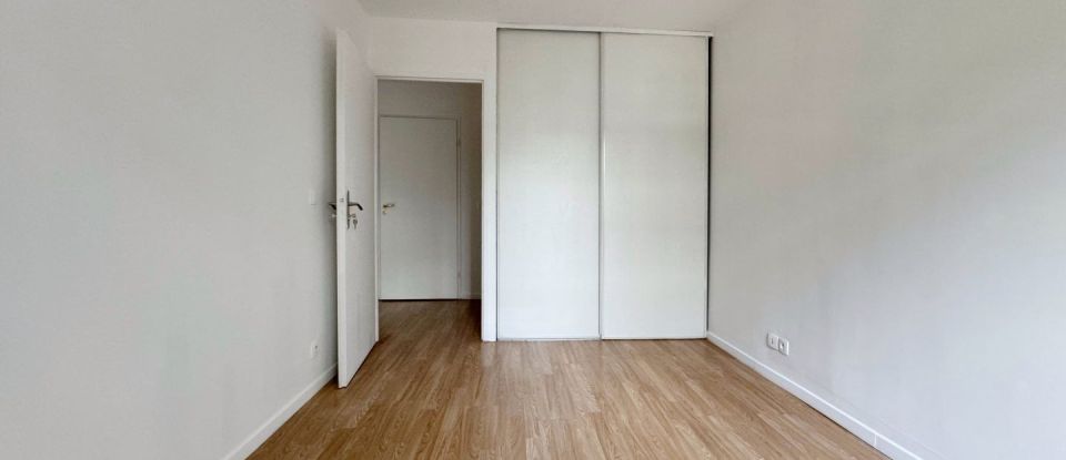 Apartment 4 rooms of 81 m² in Saint-Denis (93210)