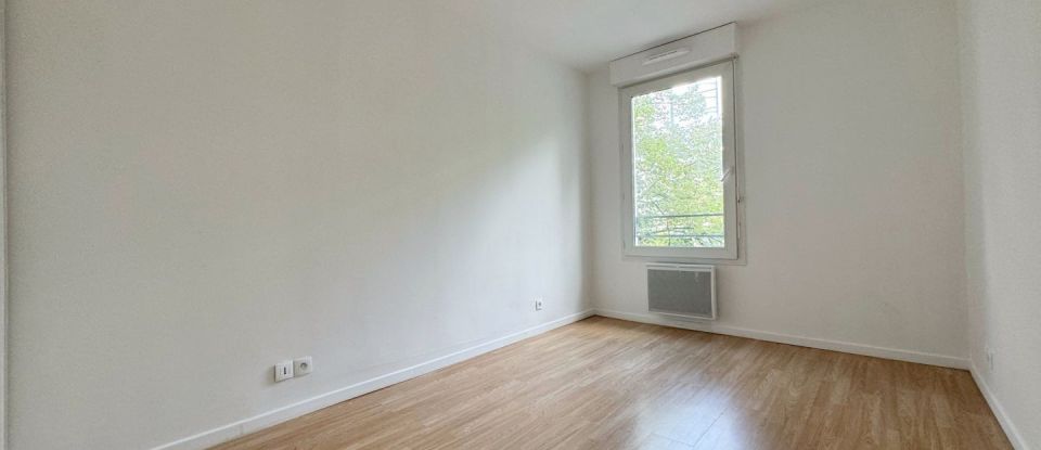 Apartment 4 rooms of 81 m² in Saint-Denis (93210)