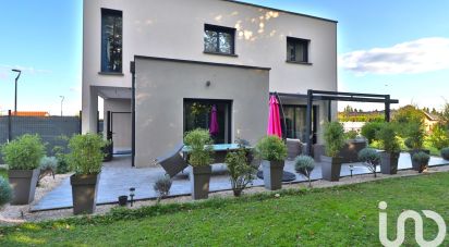 Maison 6 pièces de 92 m² à Mâcon (71000)