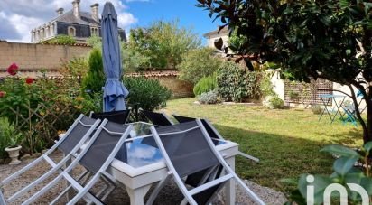 House 9 rooms of 220 m² in Jarnac (16200)